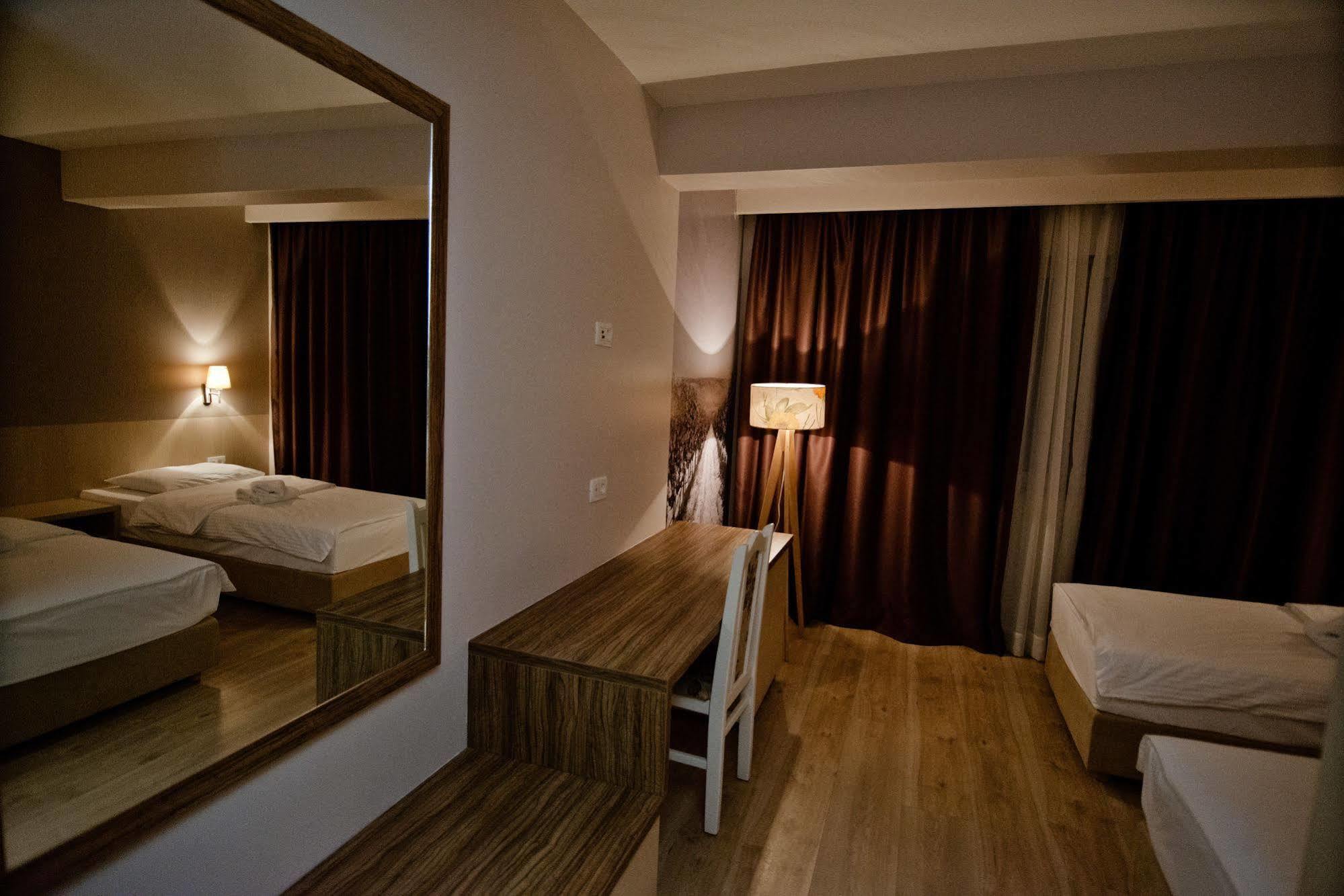 Wine Hotel Cesarica Medjugorje Exterior photo