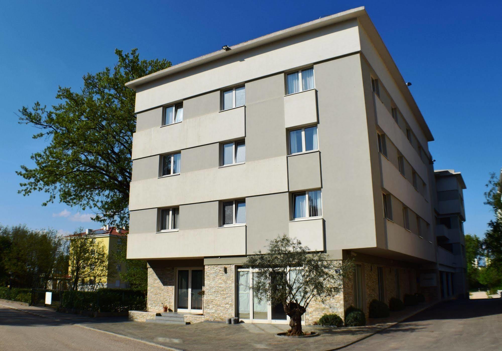 Wine Hotel Cesarica Medjugorje Exterior photo